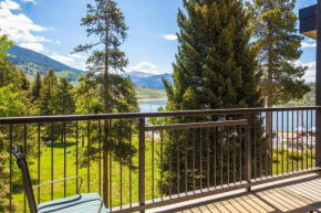 Pool and Hot Tubs, Beautiful Views, Lake Dillon Location